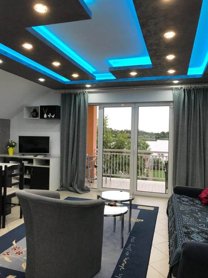Guesthouse Rebel Deliblato ภายนอก รูปภาพ