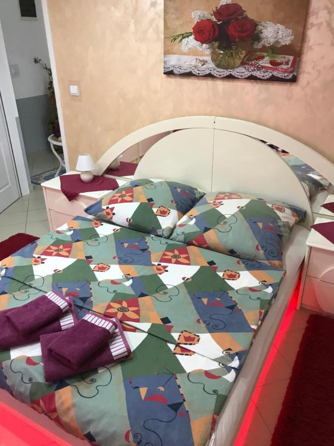 Guesthouse Rebel Deliblato ภายนอก รูปภาพ