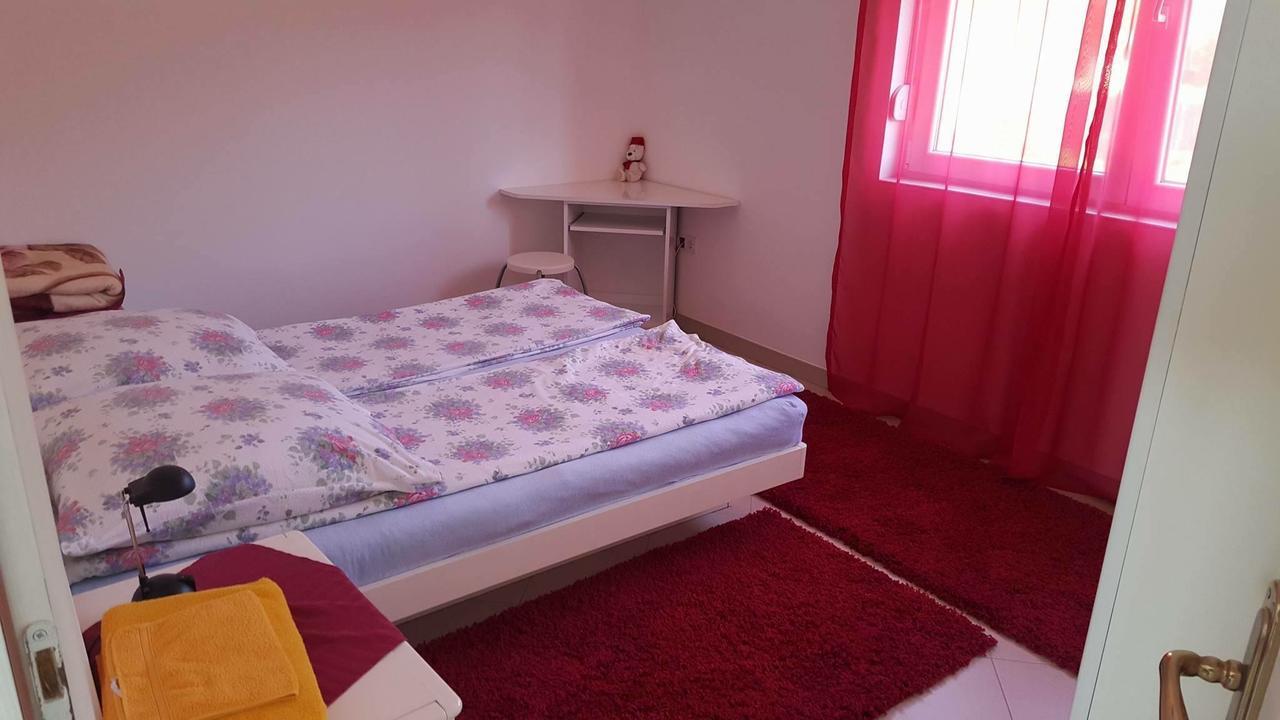 Guesthouse Rebel Deliblato ภายนอก รูปภาพ