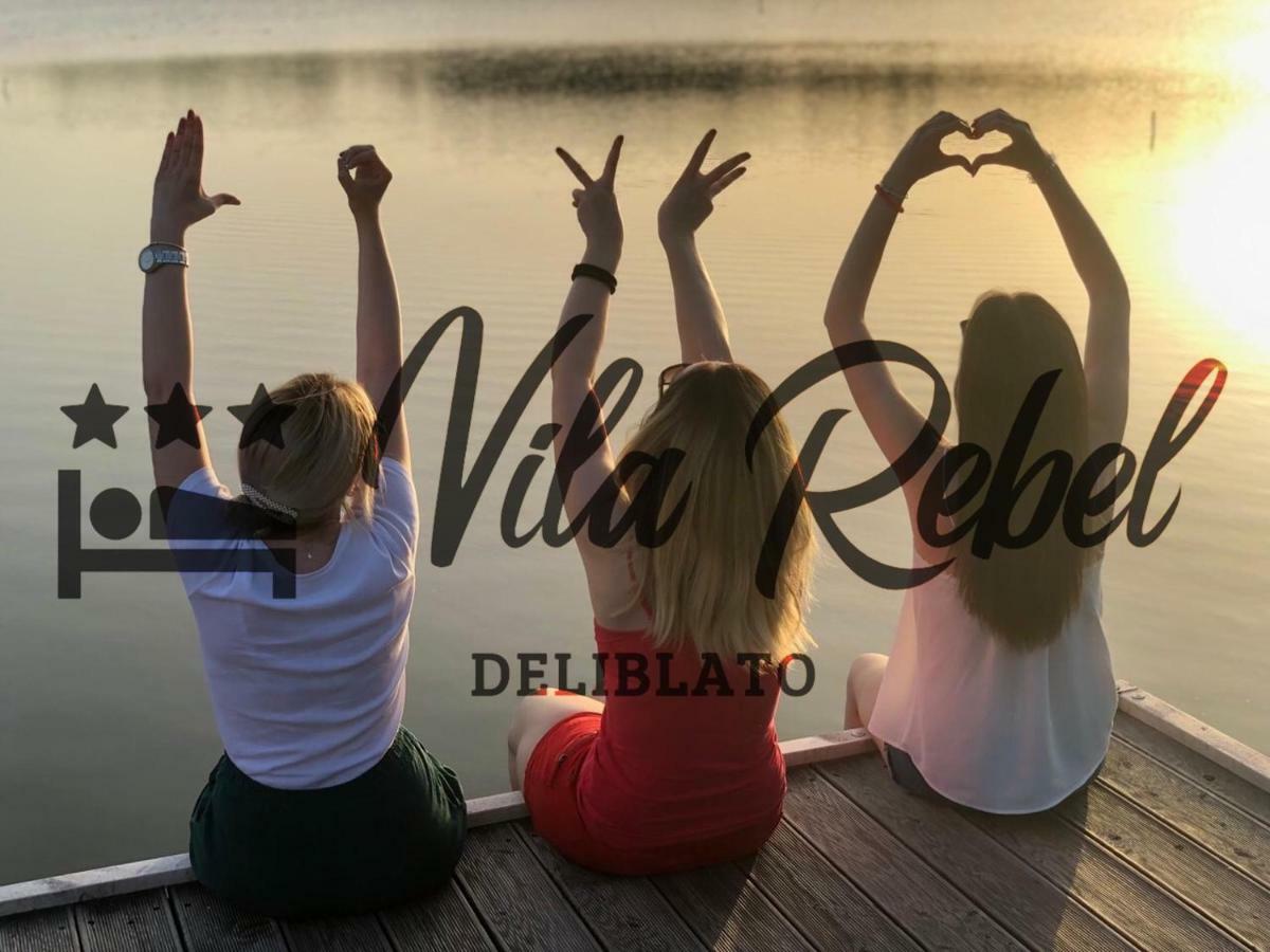 Guesthouse Rebel Deliblato ภายนอก รูปภาพ